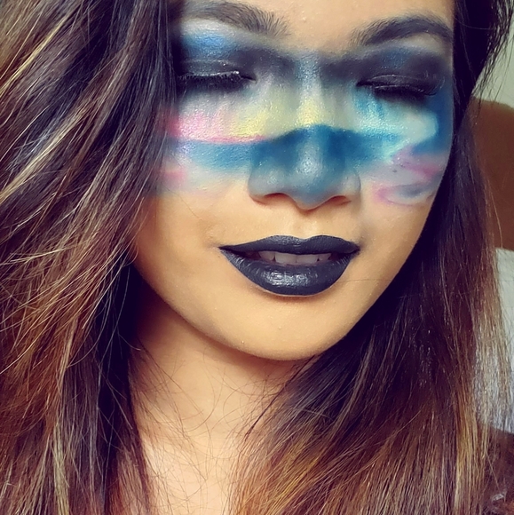 ❤ Meet your Posher, Carolyn❤ - Picture 7 of 7